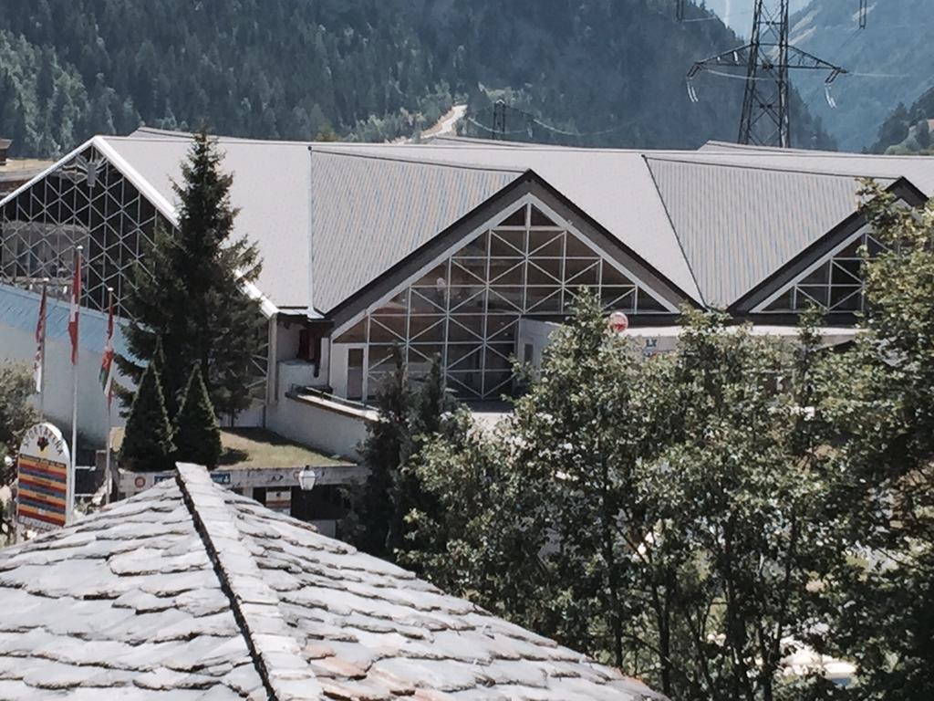 Ferienwohnung Haus Valesia Leukerbad Exterior foto