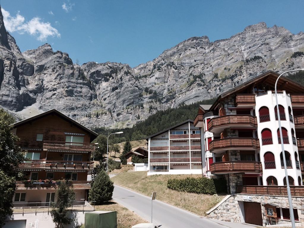 Ferienwohnung Haus Valesia Leukerbad Exterior foto